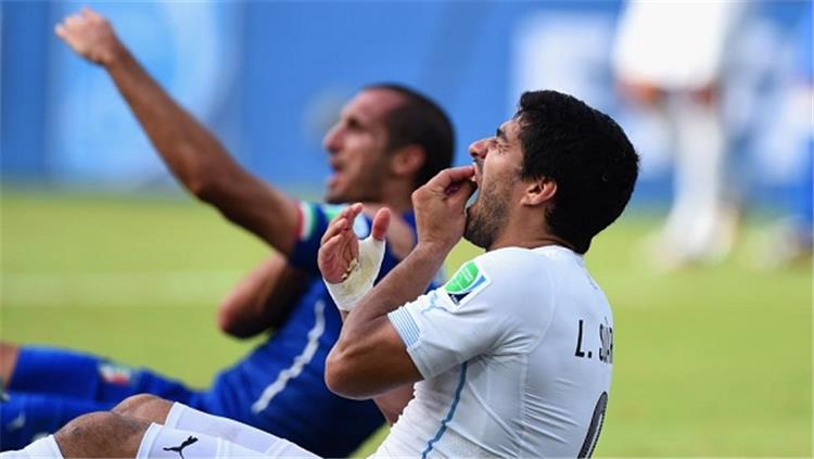 إيطاليا تواجه أوروجواي ودياً في فرنسا يونيو المقبل لأول مرة منذ واقعة سواريز