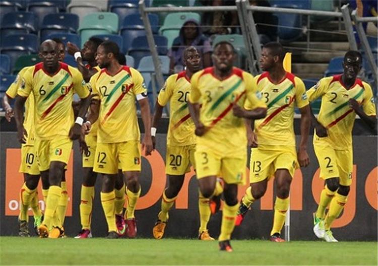 قبل مواجهة الفراعنة .. 26 لاعب في القائمة "الأولية" لمالي