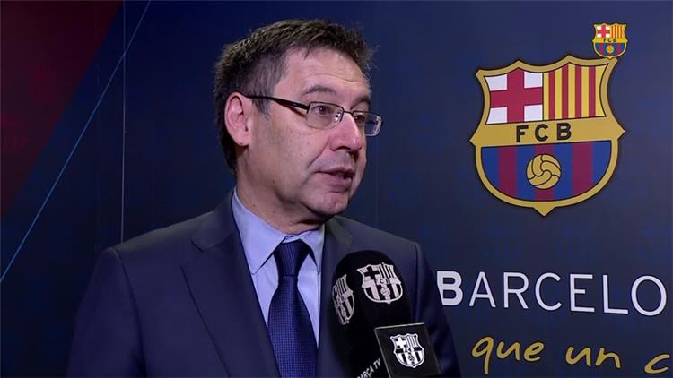 برشلونة يجتمع بجريميو لحسم صفقة ارثر في الصيف - برشلونة يجتمع بجريميو لحسم صفقة ارثر في الصيف -