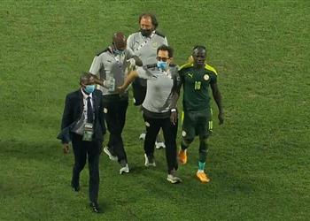فيديو ساديو ماني يغادر مباراة السنغال والرأس الأخضر مصاب ا