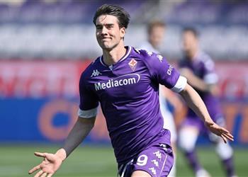 الشرطة تتدخل لحماية فلاهوفيتش من جماهير فيورنتينا بعد أنباء انضمامه لـ يوفنتوس