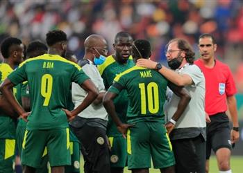 بي إن سبورتس ماني فقد الوعي أمام الرأس الأخضر وتم نقله إلى المستشفى