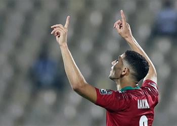 أشرف حكيمي يبهر الصحافة العالمية ركلة حرة ملحمية تؤهل المغرب لربع نهائي أمم إفريقيا
