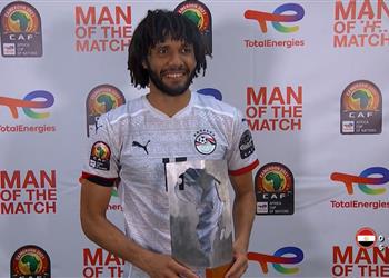 محمد النني أفضل لاعب في مباراة مصر وكوت ديفوار