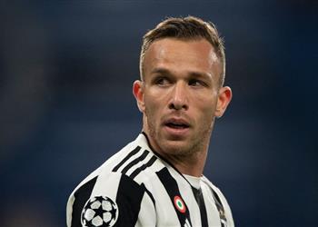 آرسنال يرفض شروط يوفنتوس بشأن صفقة آرثر