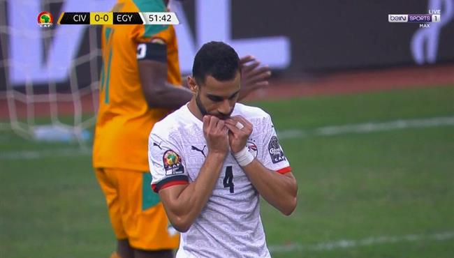 عمرو السولية يهدر هدف محقق امام كوت ديفوار بعد تمريرة رائعة من محمد صلاح