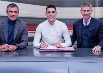 رسمي ا ميلان يعلن ضم هداف النجم الأحمر