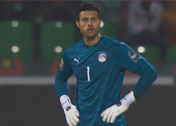 منتخب مصر الشناوي يبدأ برنامج ا علاجي ا غد ا ويوضح سبب إصابته