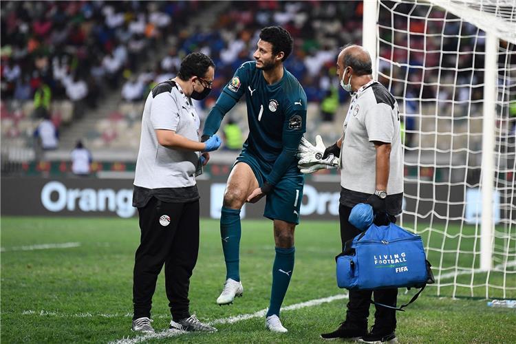 اصابة محمد الشناوي في مباراة مصر وكوت ديفوار