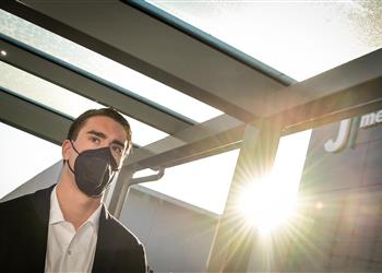 وكيل فلاهوفيتش يوضح سبب اختياره يوفنتوس وتجاهل الدوري الإنجليزي