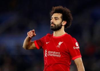 صحيفة كتالونية برشلونة يترقب موقف محمد صلاح مع ليفربول