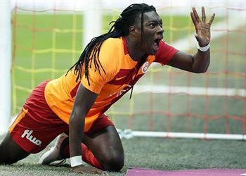 تقارير جالطة سراي يحسم تعاقده مع بافيتيمبي جوميز ويهدد مصطفى محمد