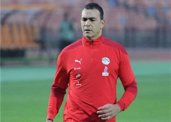 الحضري يوضح موقف الشناوي وأبو جبل من مباراة مصر والكاميرون ويرد على منتقدي جهاز كيروش