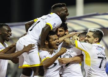 تشكيل مباراة الاتحاد وضمك في الدوري السعودي عودة طارق حامد