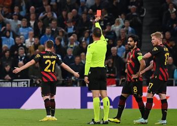 فيديو طرد لاعب مانشستر سيتي أمام كوبنهاجن في دوري أبطال أوروبا