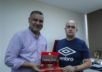 الأهلي يعلن رحيل دانيال جوردو مدرب فريق كرة اليد