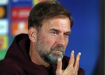 مدافع ا عن أسطورة ليفربول أجبونلاهور يشن هجوم ا ناري ا على كلوب يشبه الطفل الشرير