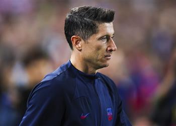 ليفاندوفسكي نعد جماهير برشلونة بالقتال في الكلاسيكو أمام ريال مدريد