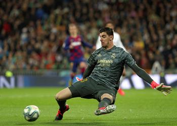 آس ريال مدريد لم يفقد الثقة تجاه مشاركة كورتوا في الكلاسيكو