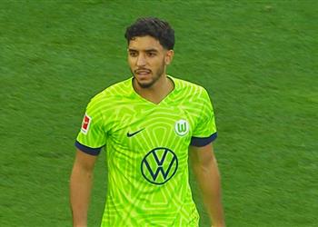 فيديو مرموش البديل يسجل وينقذ فولفسبورج من السقوط أمام مونشنجلادباخ