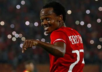 تقرير جنوب إفريقي يزيح الستار عن راتب بيرسي تاو مع الأهلي وإجمالي ثروته