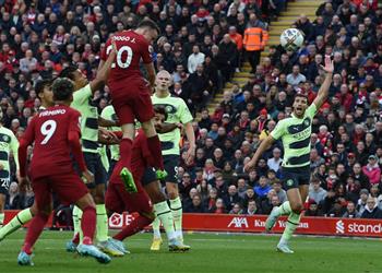 ذا أثلتيك إصابة مهاجم ليفربول قد تحرمه من كأس العالم 2022
