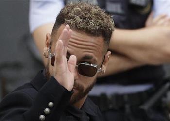 نيمار فضلت برشلونة على ريال مدريد وأوقع على أي أوراق من خلال والدي