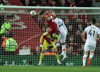 فيديو بمشاركة محمد صلاح رأسية نونيز تقود ليفربول لفوز صعب على وست هام