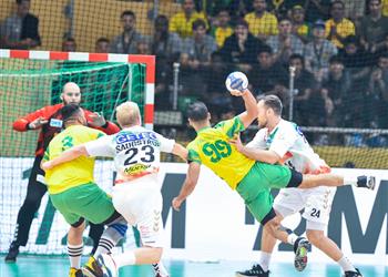 ماجديبورج الألماني يهزم الخليج ويضرب موعد ا مع الأهلي في نصف نهائي مونديال الأندية لكرة اليد