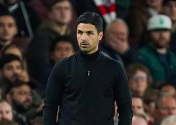 رسمي ا آرسنال يعلن التجديد لمدافعه بعقد طويل الأمد