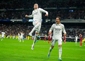 فيديو ليلة تكريم بنزيما ريال مدريد يضرب إشبيلية بثلاثية ويحافظ على صدارته لليجا