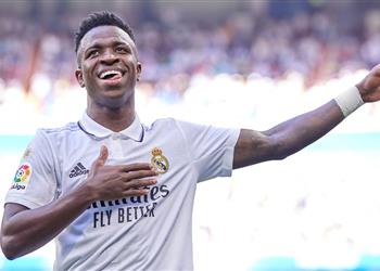 فينيسيوس جماهير أتلتيكو مدريد نعتتني بـ القرد ويجب أن يدفعوا الثمن غالي ا