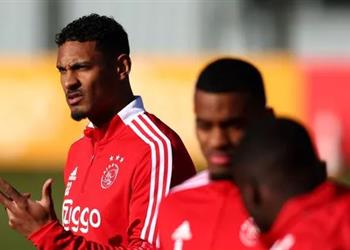 بعد 3 أشهر من تشخيصه بالسرطان هالير يعود للتدرب مع فريقه السابق أياكس