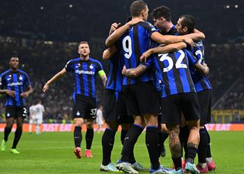 فيديو إنتر ميلان يفوز على فيكتوريا بلزن برباعية ويطيح بـ برشلونة للدوري الأوروبي