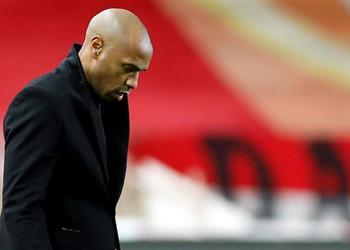هنري بعد خروج برشلونة من دوري الأبطال لو هناك مدرب آخر لانفجر البركان