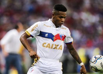 كاواساكي فرونتالي يرد عبر بطولات على اهتمام الأهلي بضم مارسينيو