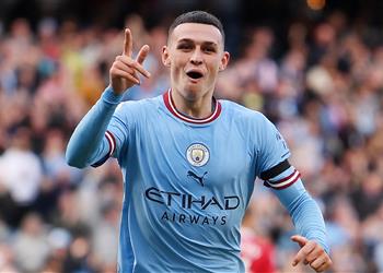 سكاي مانشستر سيتي يقترب من تجديد عقد فودين