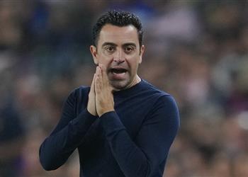 تشافي بعد تصدر برشلونة الليجا سنذهب للنوم ونحن قادة وتأثرنا بالإقصاء من دوري الأبطال