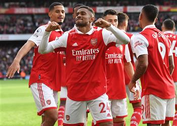 فيديو آرسنال يكتسح نوتنجهام فورست بخماسية ويستعيد صدارة الدوري الإنجليزي