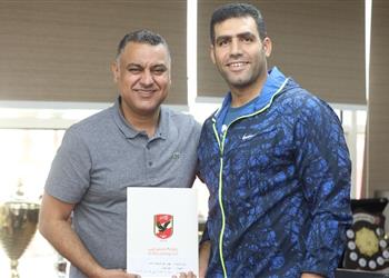 الأهلي يجدد التعاقد مع إيهاب عبد الرحمن لمدة 4 مواسم