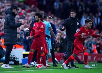 محلل إنجليزي كلوب سيستبعد محمد صلاح من تشكيل ليفربول