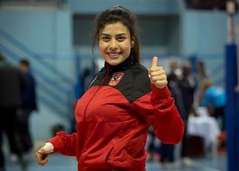 لاعبة طائرة الأهلي الزمالك حاول التعاقد معي وكنت على وشك الاعتزال