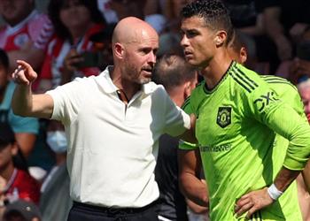 إيفرا رونالدو أخبر تين هاج أن البقاء في مانشستر يونايتد يضر بسمعته
