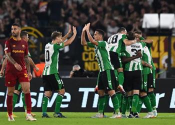 فيديو ريال بيتيس يقلب الطاولة على روما في الوقت القاتل بالدوري الأوروبي