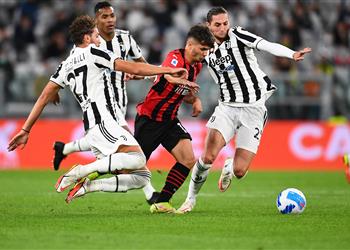 تشكيل ميلان ويوفنتوس في قمة الدوري الإيطالي عودة ثيو هيرنانديز وكودرادو يعو ض دي ماريا