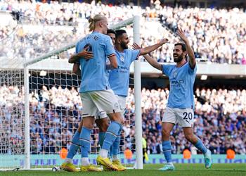 فيديو مانشستر سيتي يتصدر الدوري الإنجليزي مؤقت ا برباعية أمام ساوثهامبتون
