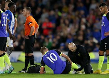 هاري كين يطمئن جماهير توتنهام بعد إصابته أمام برايتون