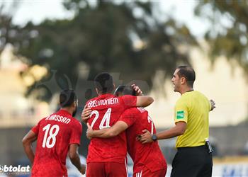 فيديو في الـ 90 محمد عبد المنعم ي سجل هدف الأهلي الأول أمام الاتحاد المنستيري