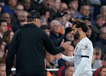 ردود أفعال جماهير ليفربول على قرار كلوب استبدال محمد صلاح أمام آرسنال