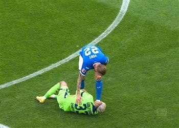 فيديو في ليلة إصابة مرموش فولفسبورج يحقق فوز ا هام ا على هوفنهايم